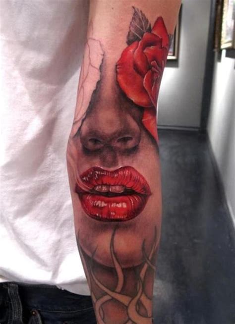30+ Incredible Lip Tattoos | Art and Design