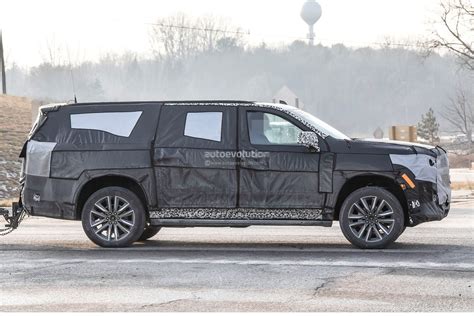 2021 Cadillac Escalade Looks Much Better Than All New Chevrolet Tahoe Suburban Autoevolution