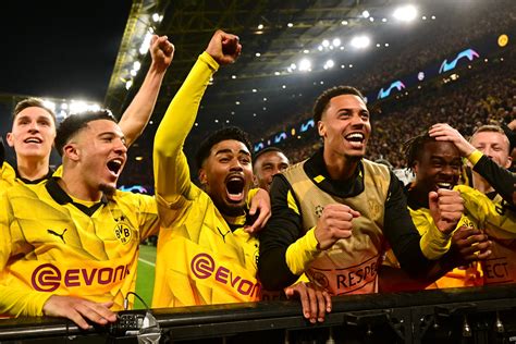 Dortmund Sees Champions League Boon After Atlético Madrid Win - Bloomberg