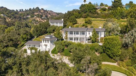 DJ Calvin Harris lists his California home for $25 million | Livingetc