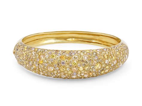 Kazanjian Multi-Colored Diamond Bangle Bracelet, in 18K Yellow Gold