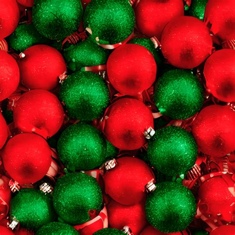 Red Green Christmas Tinsel Graphic · Creative Fabrica