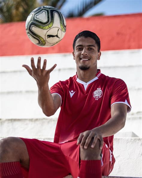 Wydad Athletic Club 2020-21 Home Kit