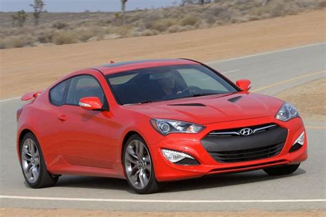 2013 Hyundai Genesis Coupe Review And Ratings Edmunds