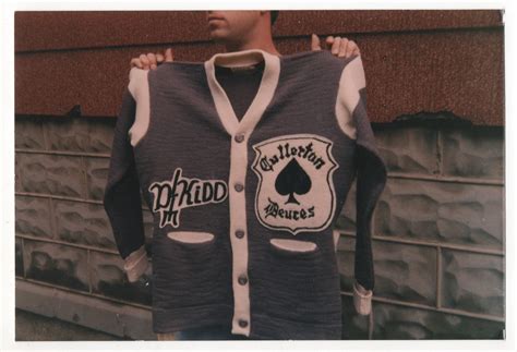 chicago gang symbols and signs 8