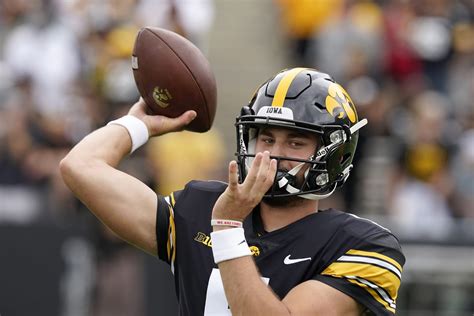 2023 Iowa Football Season Preview And Predictions