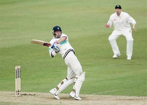 Sean Ervine Pulls Against Sussex Espncricinfo