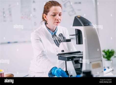 Female Archaeologist Hi Res Stock Photography And Images Alamy