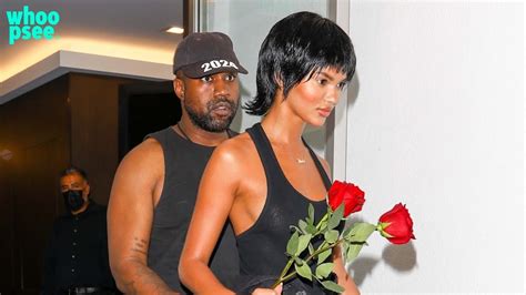 Kanye West E Juliana Nalu Cena Romantica A Beverly Hills Youtube