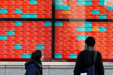 Asian Shares Mostly Rise After Wall Street Rebound Led By Tech Stocks