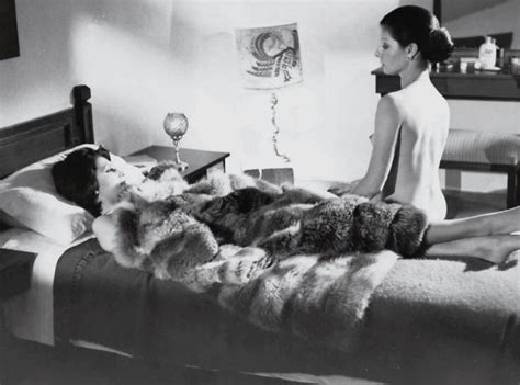 Naked Mimi Denissi In Mikaela O Glykos Peirasmos