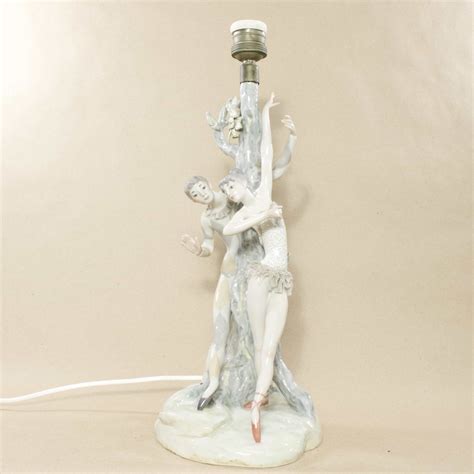 Купить статуэтки Lladro в Москве с доставкой : MiEsperanza