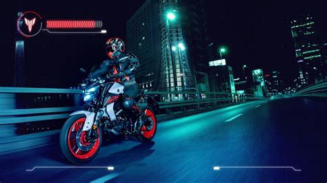 9 Consejos Para Conducir En Moto Por La Noche Conti Moto Blog