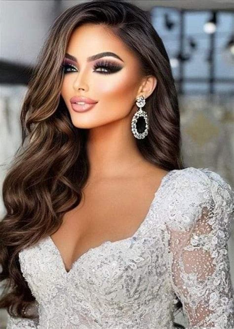 Pin By Khorasan Rug On Beauty Of Natural Glam Bride Makeup Long Hair