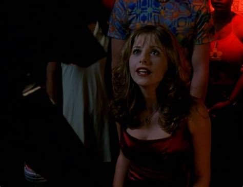 Critiquing Fashion Of Buffy The Vampire Slayer Buffy The Vampire Slayer Vampire Slayer Buffy