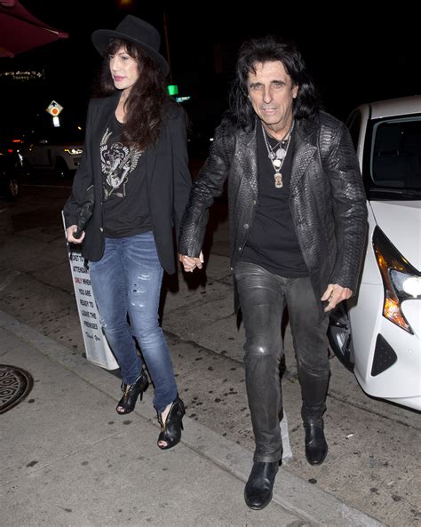 Alice Cooper on death ‘pact’ with wife of 43 years | Entertainment Daily