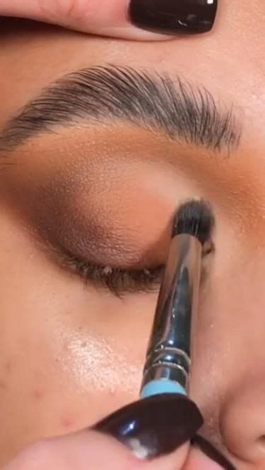 Nude Eyeshadow Makeup For Brown Skin Please Save It Dark Skin Eyeshadow Eye Makeup Dark