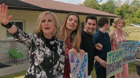 Schitt S Creek Temporada Trailer Original Trailer Adorocinema