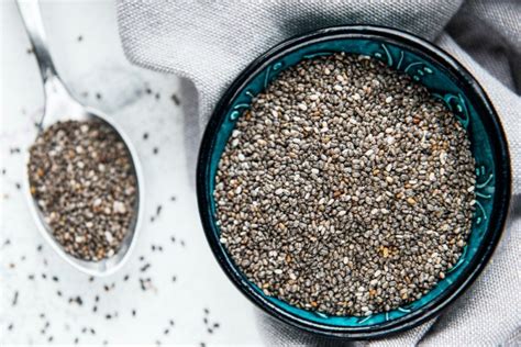 Chia Seeds Benefits Side Effects And How To Eat Them Healthy Teo