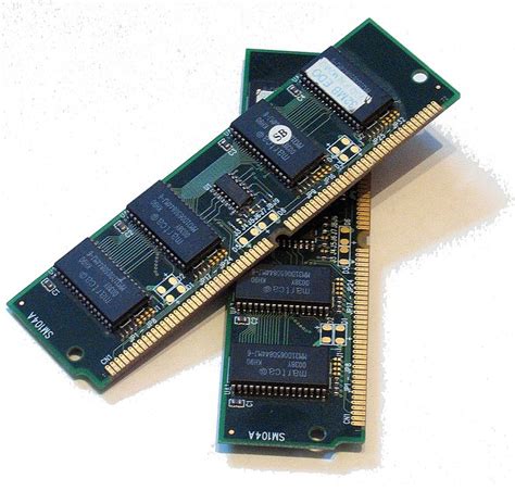 What is DRAM? Where it is used?
