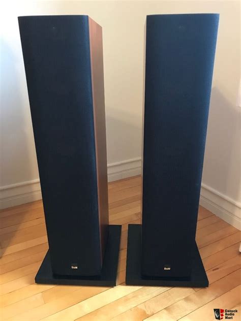 B W Bowers Wilkins 684 Floor Standing Speakers Photo 1856575 UK