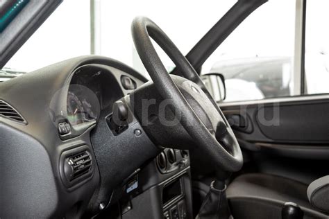 Лада Нива Тревел 1.7 MT Comfort (10.2022 - 07.2024) - технические ...