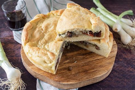 Focaccia Rustica Alla Salentina La Ricetta Golosa Della Tradizione