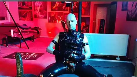 Vídeos de Látex gay gratis xHamster