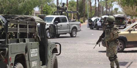 Detiene La Marina A Dos Hombres Armados En Los Mochis