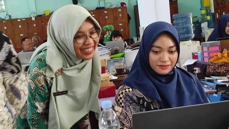 WORKSHOP PENGUATAN KOMPETENSI PENDIDIK DAN TENAGA KEPENDIDIKAN PTK