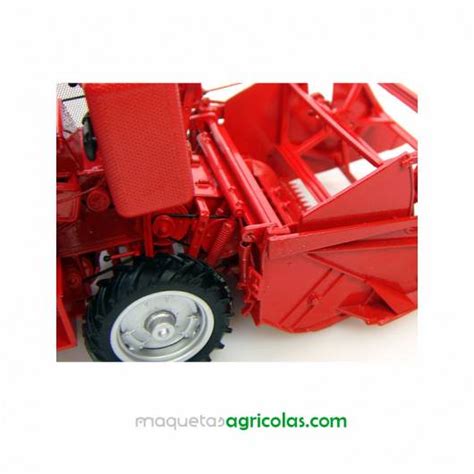 Cosechadora Massey Ferguson 830 Miniatura 132 Uh 2880