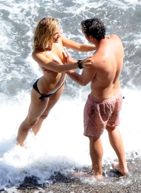 Sienna Miller Nuda ~30 Anni In Beach Babes