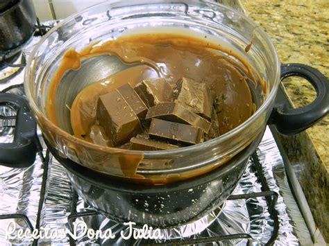Derreter O Chocolate Em Banho Maria - COMO DERRETER CHOCOLATE EM BANHO- MARIA - Receitas Dona Julia