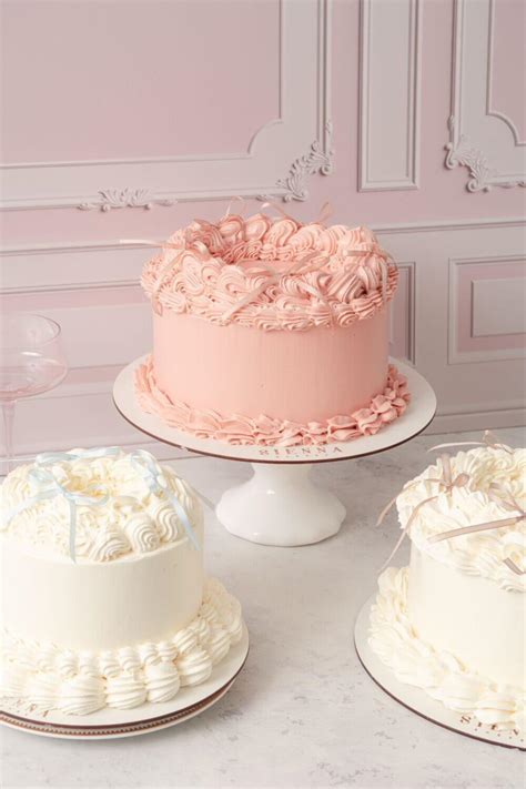 Naked Cake Coquette SIENNA BAKERY