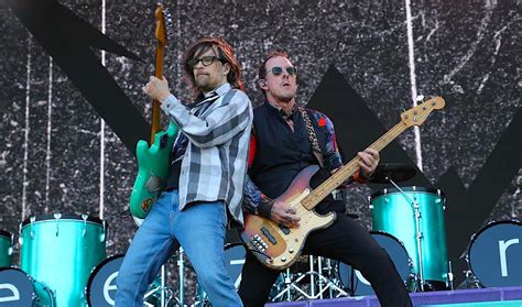 Weezer Announces Indie Rock Roadtrip Summer Tour - Bass Magazine