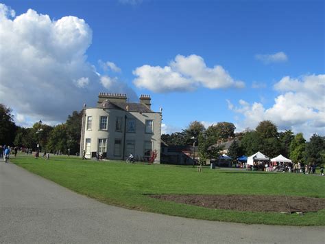 EXPAT WITH KIDS IN DUBLIN : Sunny Saturday in Marlay Park (Dublin 16)