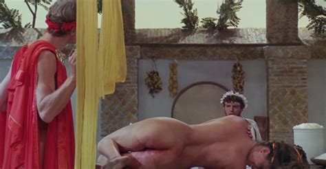 Naked Mirella D Angelo In Cal Gula