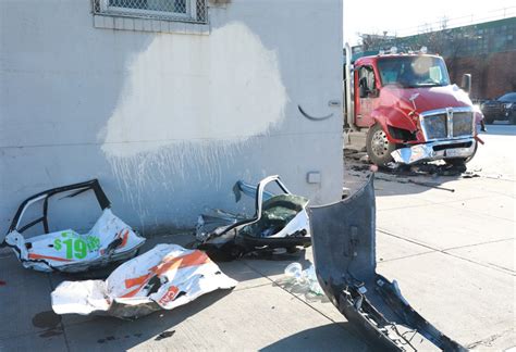 Driver Crashes Into Parked Truck In The Bronx Killing 2 Passengers