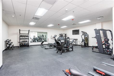 Amenities | 245 North Arlington