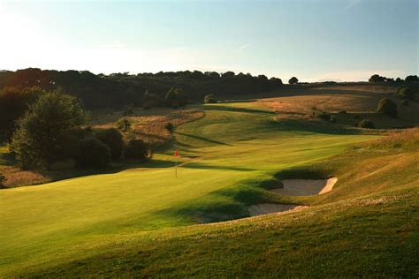 The worthing golf club worthing course has a secret hard hole 5