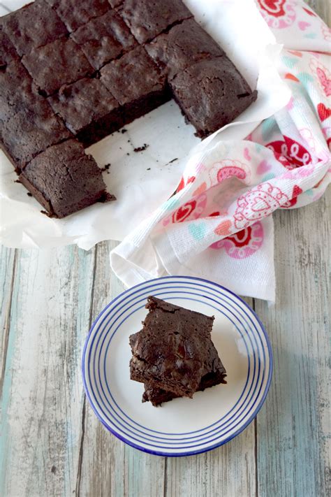 Fudgy One Bowl Brownies Recipes To Build Confidence In The Kitchen A Kitchen Hoor S Adventures