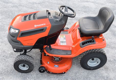 Husqvarna YTH22V42 Lawn Tractor Safford Equipment Company