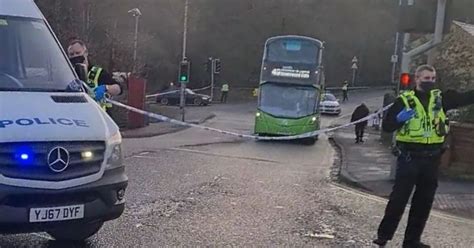 Teenager Stabbed In Bus Brawl In Bramley Arrested Leeds Live