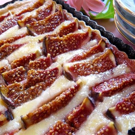 Delicious Fig Pie With Almond Cream Recipe — Eatwell101