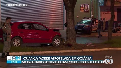 Menino de 8 anos morre após ser atropelado em canteiro central de