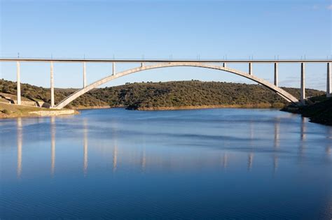 Viaducto O Puente Del Ave Sobre El R O Almonte En C Ceres Extremadura