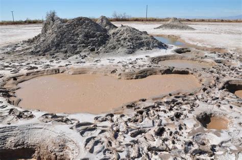 Sights and Sounds: Cali's Gurgling Mud Volcanoes | Live Science