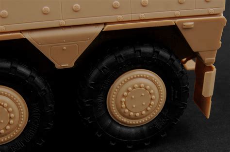 German Boxer Mrav 82480 135 Hobbyboss