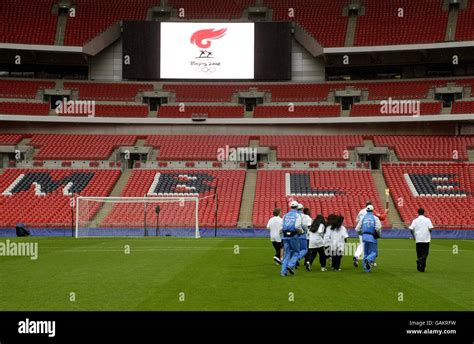 Beijing Olympics Torch Relay London Stock Photo Alamy