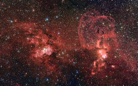 Star Cluster, Nebula Glow Red in Amazing New Photos | Space